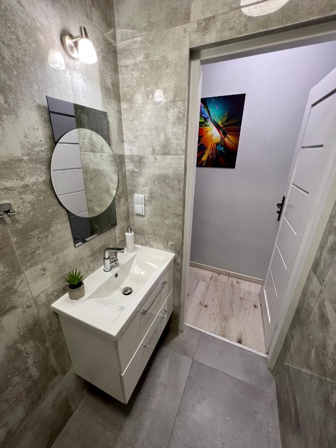 Apartamenty Koktajlove Kielce Exteriör bild